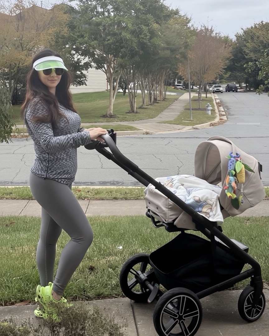 Our morning walk! Daily selfie outfit! 

#LTKStyleTip #LTKMidsize #LTKSeasonal