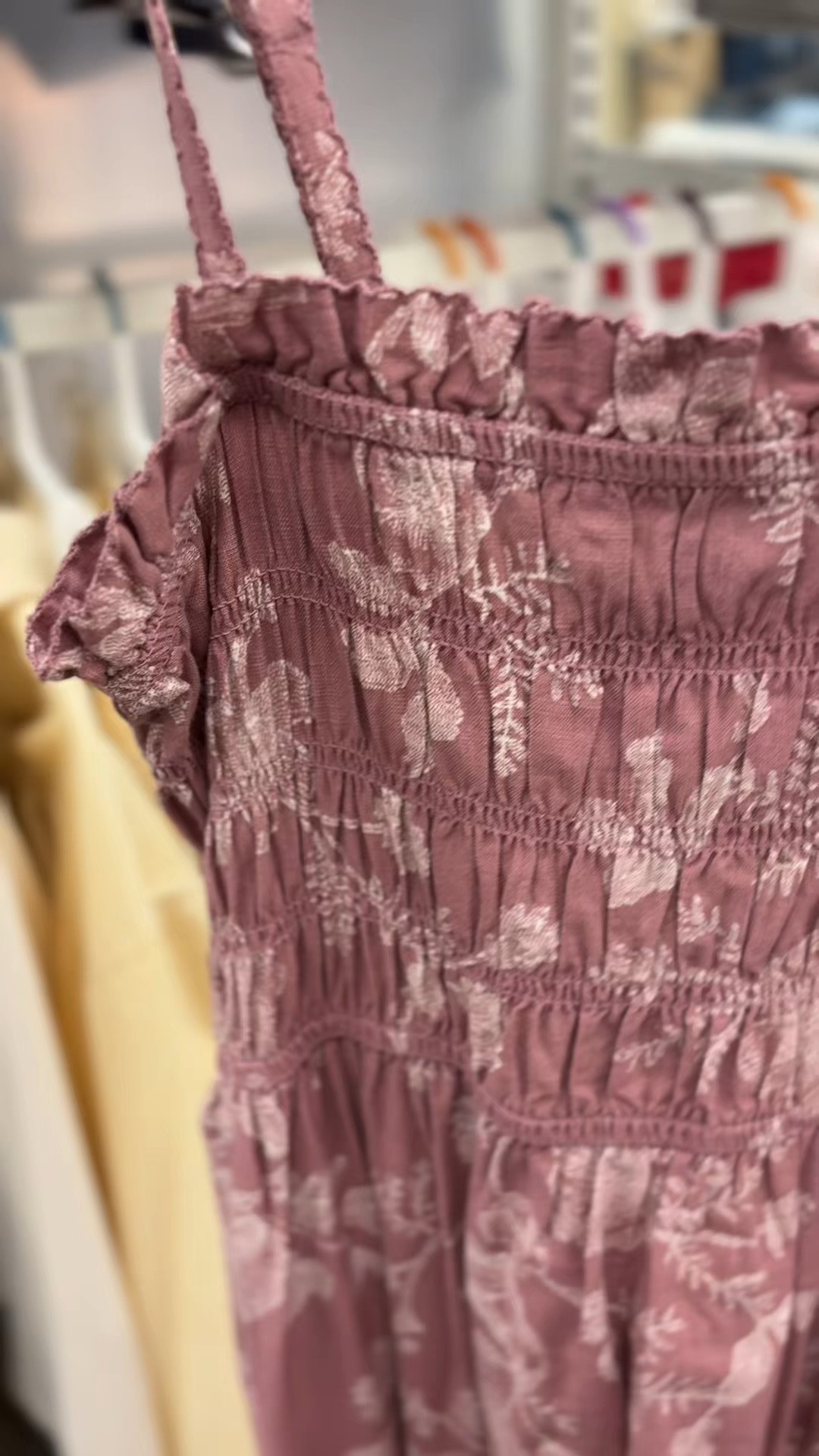 These are so pretty! I love that the straps are adjustable. Great quality too.


Easter dress, vacation dress. Floral dress, smocked dresss

#LTKTravel #LTKWorkwear