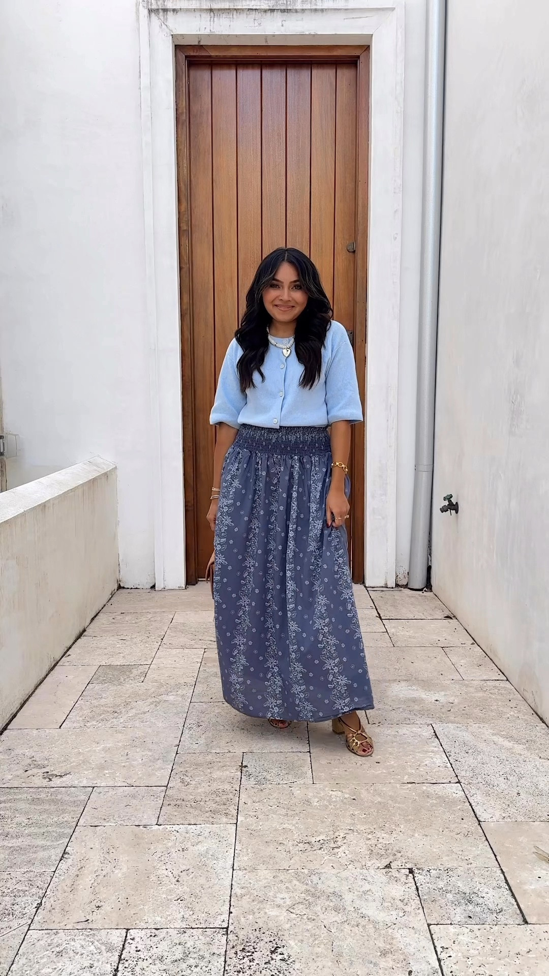 Blue sweater size xxs TTS 
Blue skirt size xs TTS 
Gold sandals size 4 which is a size 5 in this brand TTS 


#LTKStyleTip #LTKFindsUnder50 #LTKPetite