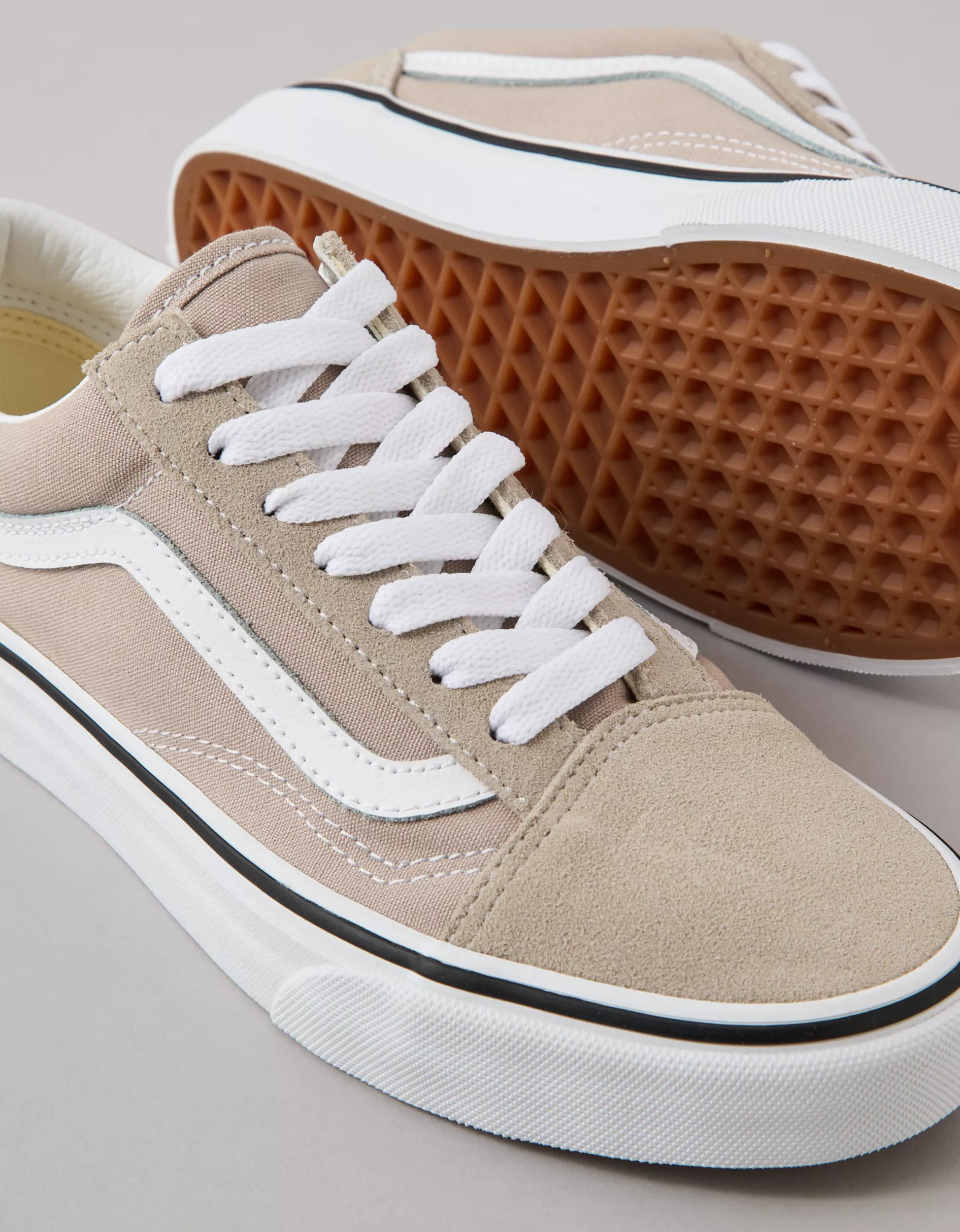 Vans Old Skool Sneaker | American Eagle Outfitters (US & CA)