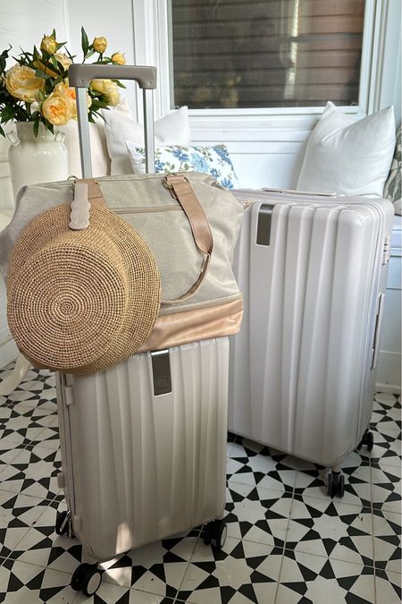 Aesthetic suitcase travel set - carry-on, checked bag, tote bag and hat clip

#LTKtravel #LTKbag #LTKstyletip