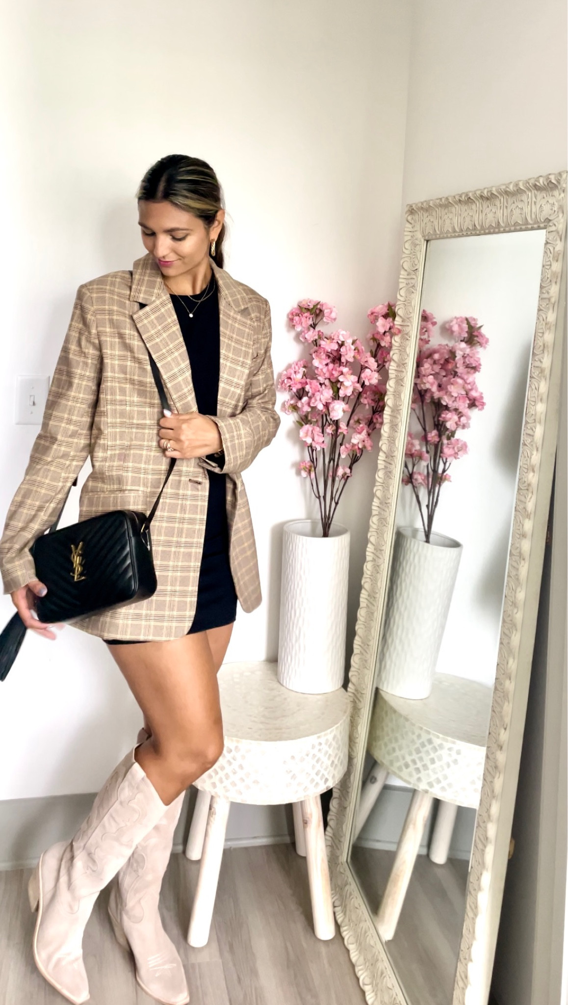 Nordstrom sale find. Fall outfit. Fall fashion. Fall trends. 

#LTKshoecrush #LTKxNSale #LTKsalealert