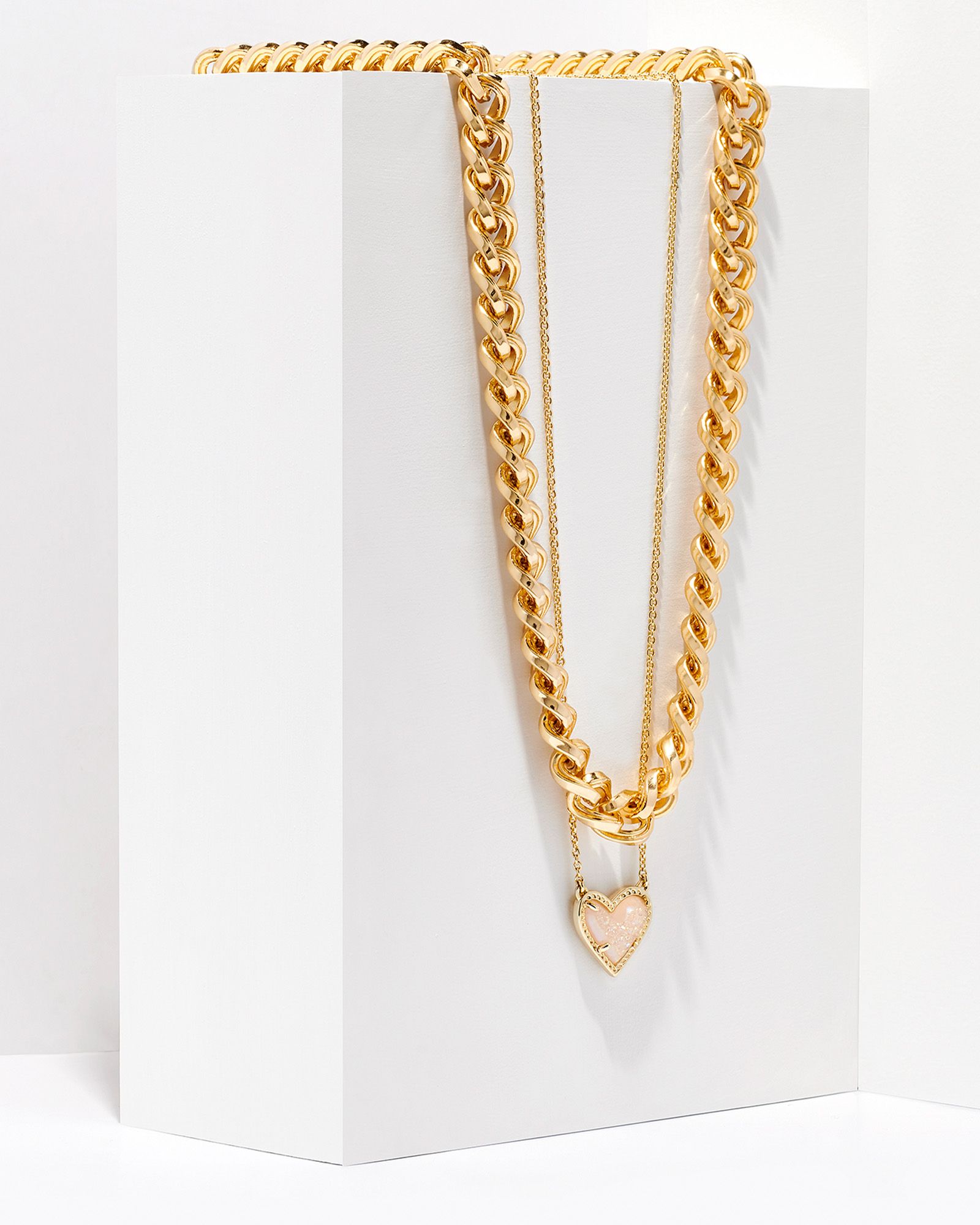 Ari Heart Necklace Layering Set in Gold | Kendra Scott | Kendra Scott
