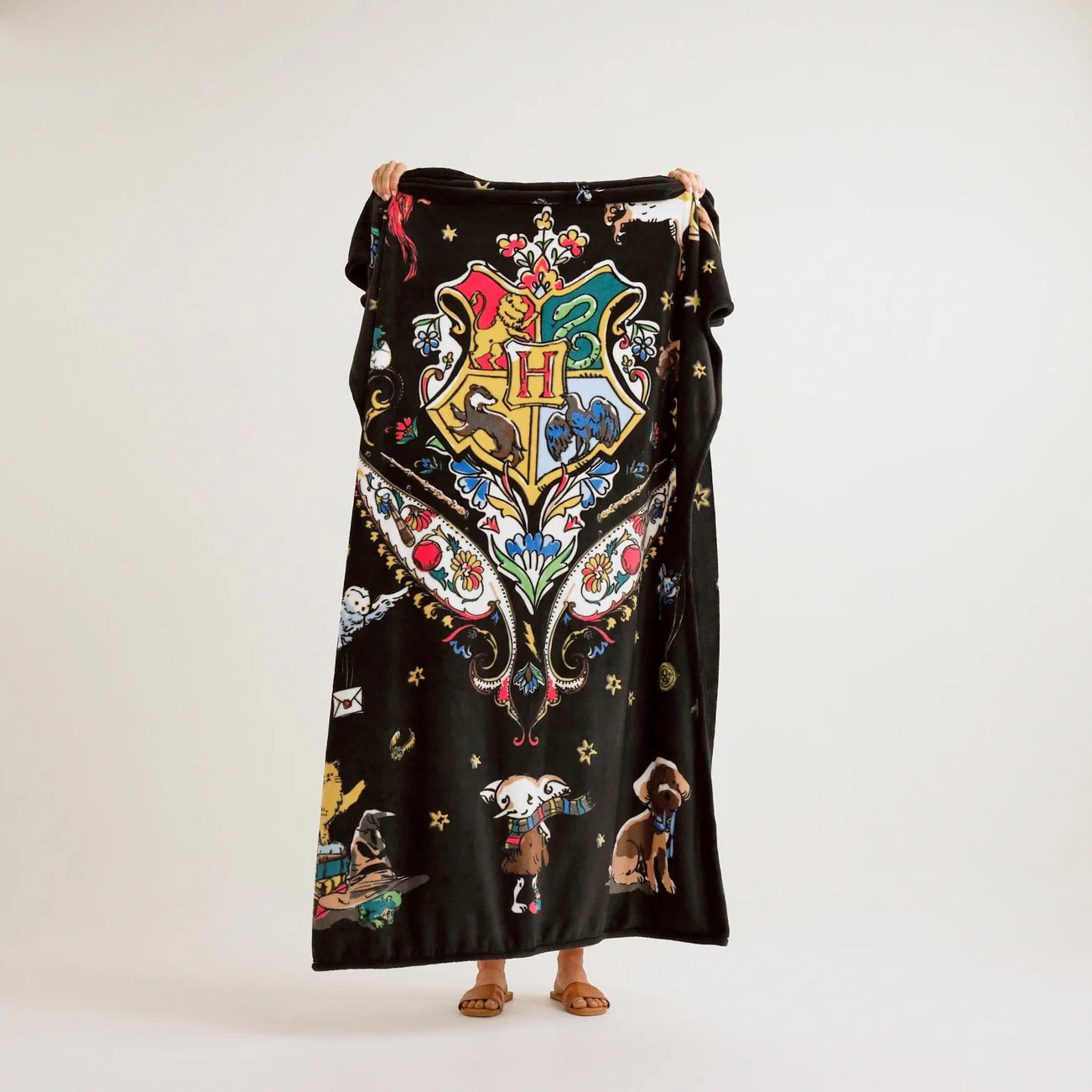 Harry Potter™ Plush Throw Blanket | Vera Bradley