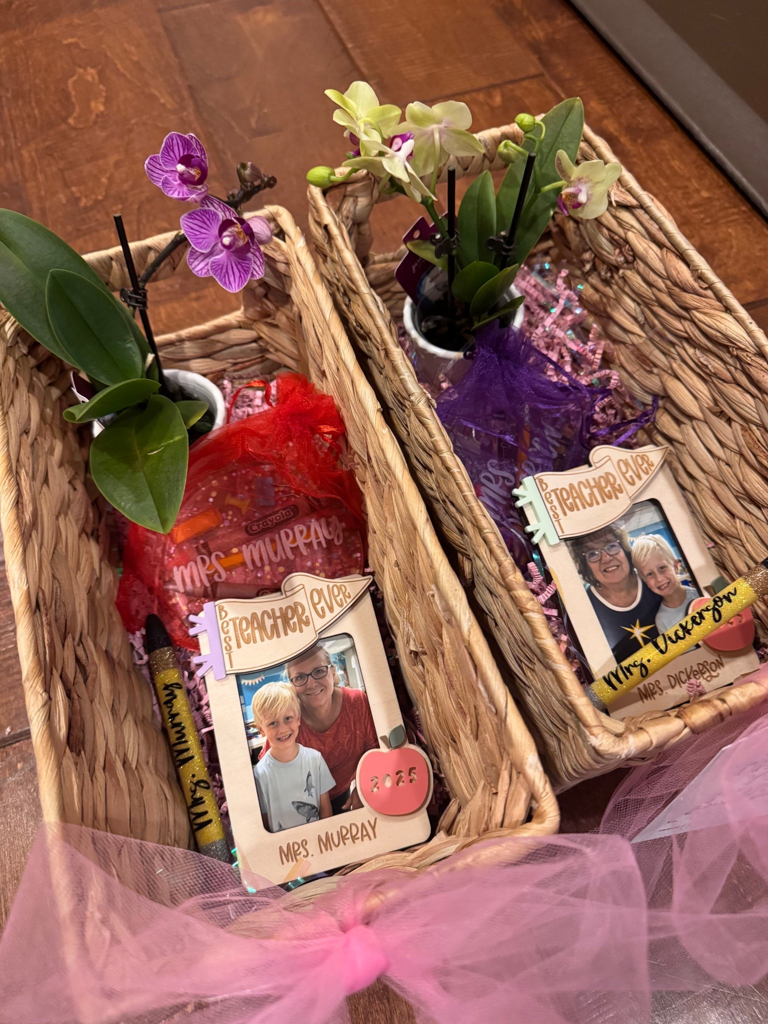 Teacher Gifts! We had so much fun putting together our teachers’ gifts for the end of the year. They do so much for us during the year, it’s nice to give back and let them know your appreciation. I’ve linked everything; but have fun with it. Make it unique and personal.

#LTKKids #LTKFindsUnder50 #LTKGiftGuide