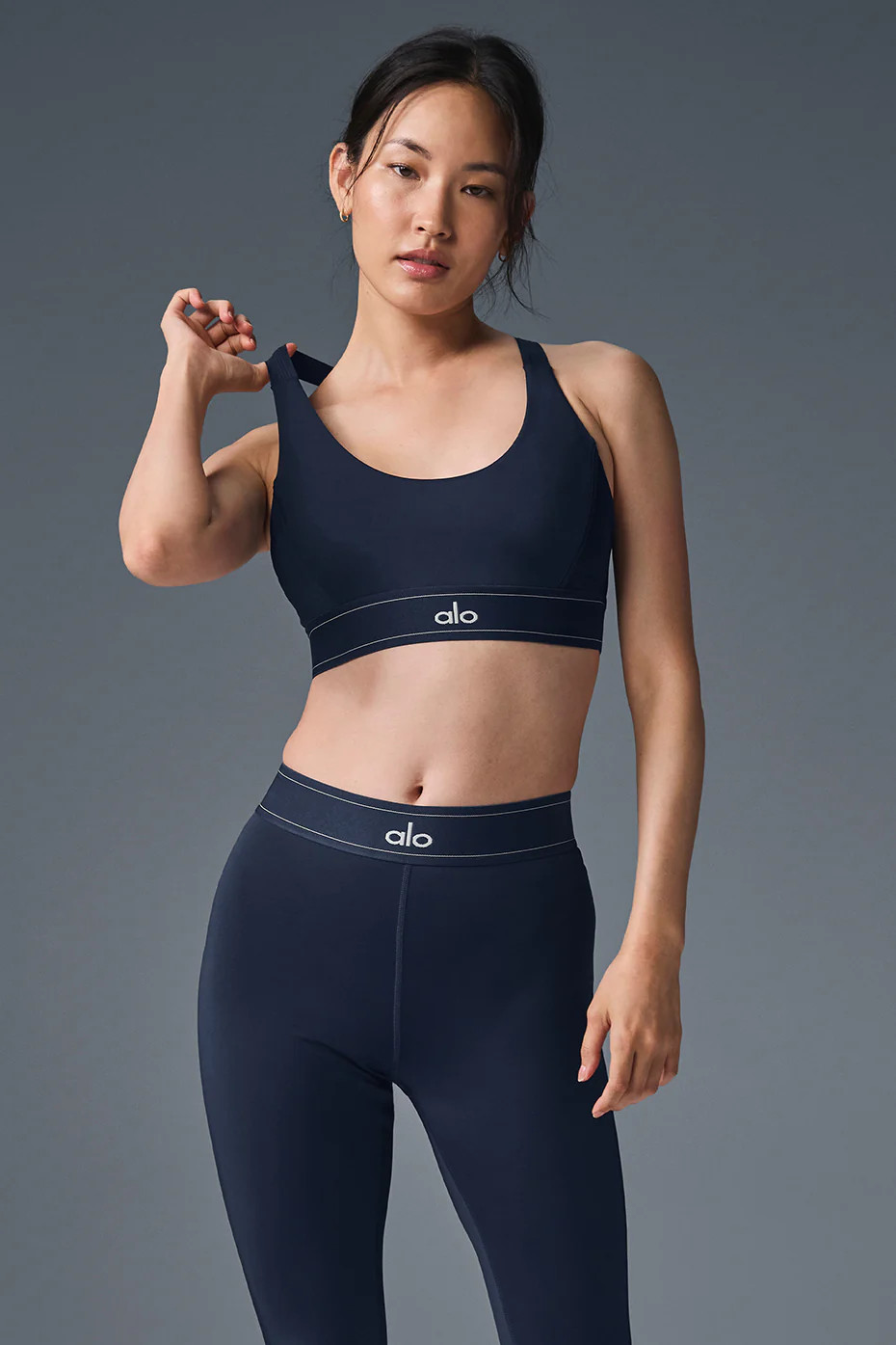 Alo YogaÂ® | Airlift Suit Up Bra in Navy/Navy Blue, Size: XS | Alo Yoga (US)