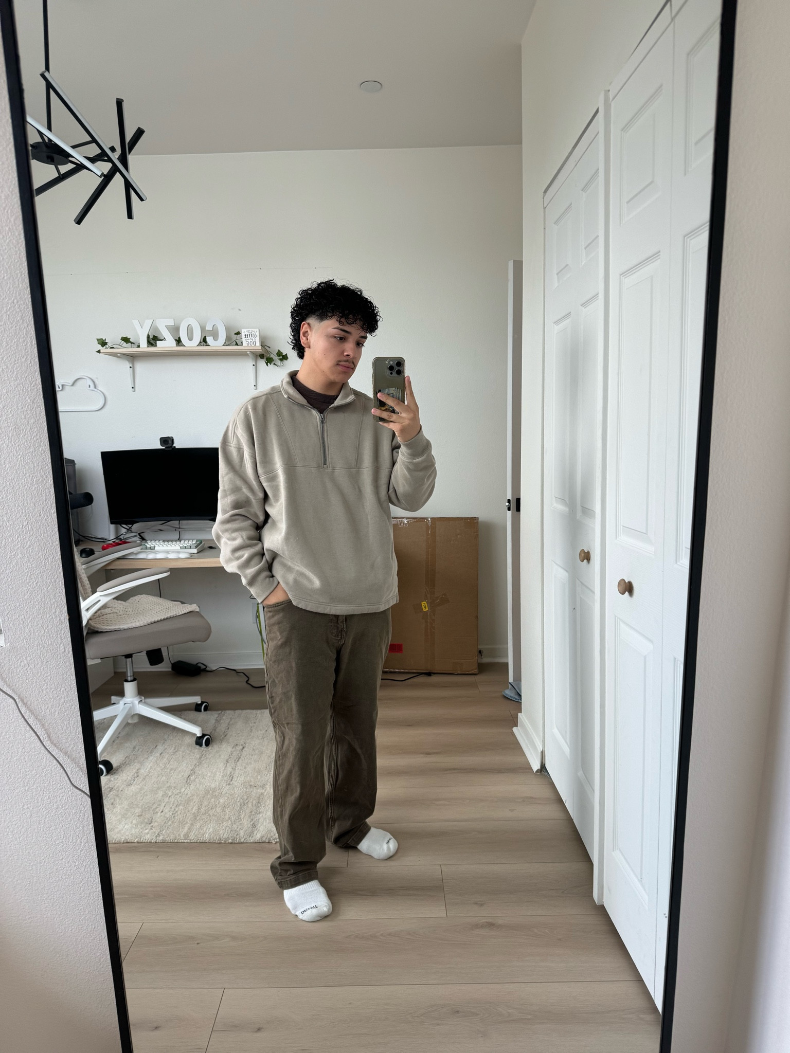 Running errands on Friday fall fit. My sweater is out of stock on Hollister, BUT I linked something similar 

#LTKSeasonal #LTKShoeCrush #LTKMens