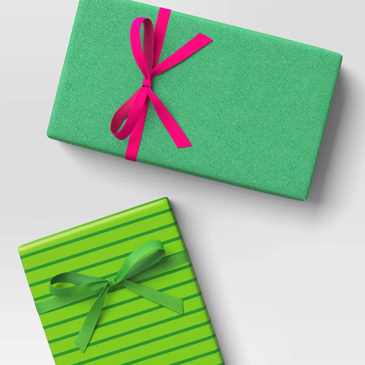 20 sq ft Reversible Glitter/Stripe Christmas Gift Wrap Green - Wondershop™ | Target