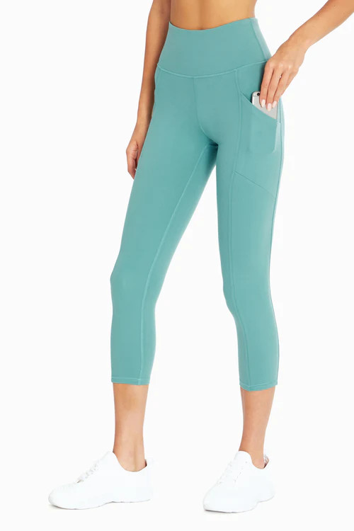 Drew Side Pocket Tummy Control Mid Calf Capri | Marika