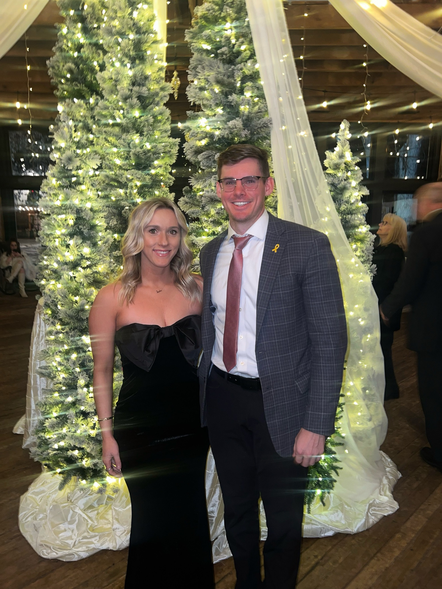 Winter formal dress ideas! #winterdress #formaldress #weddingguestdress #winterformaldress 

#LTKHoliday