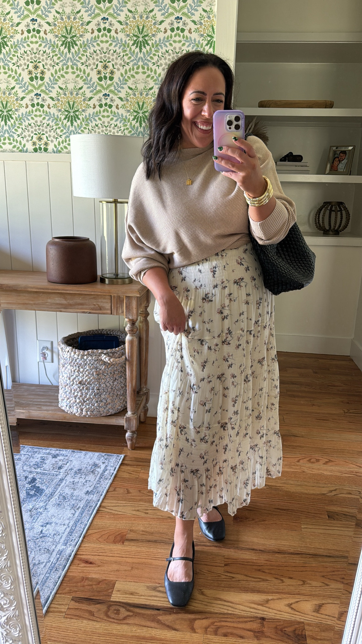 Midsize capsule wardrobe outfit 🤍


Teacher outfit, Workwear outfit, office outfit, Amazon skirt, Amazon fashion, Linen pants, old navy, closet staples, button front cardigan, satin skirt, baggy jeans, olive denim, white button up, denim jacket, sweater top

#LTKStyleTip #LTKFindsUnder50 #LTKMidsize