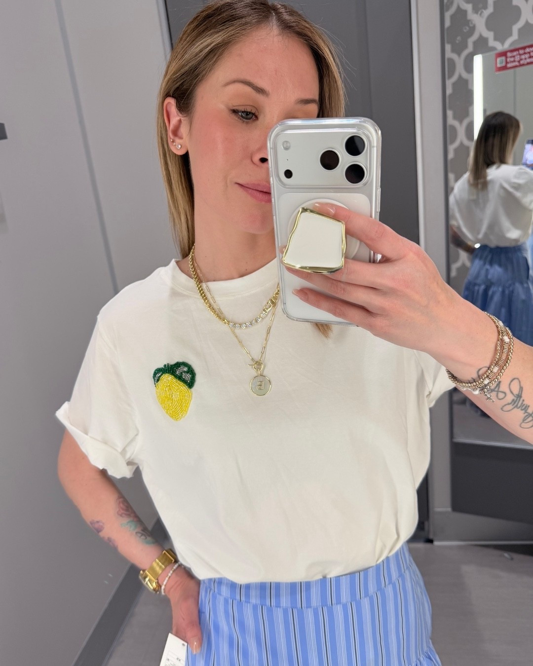 This tee 💛 wearing size S

#LTKspring #LTKspringtrends #LTKootd