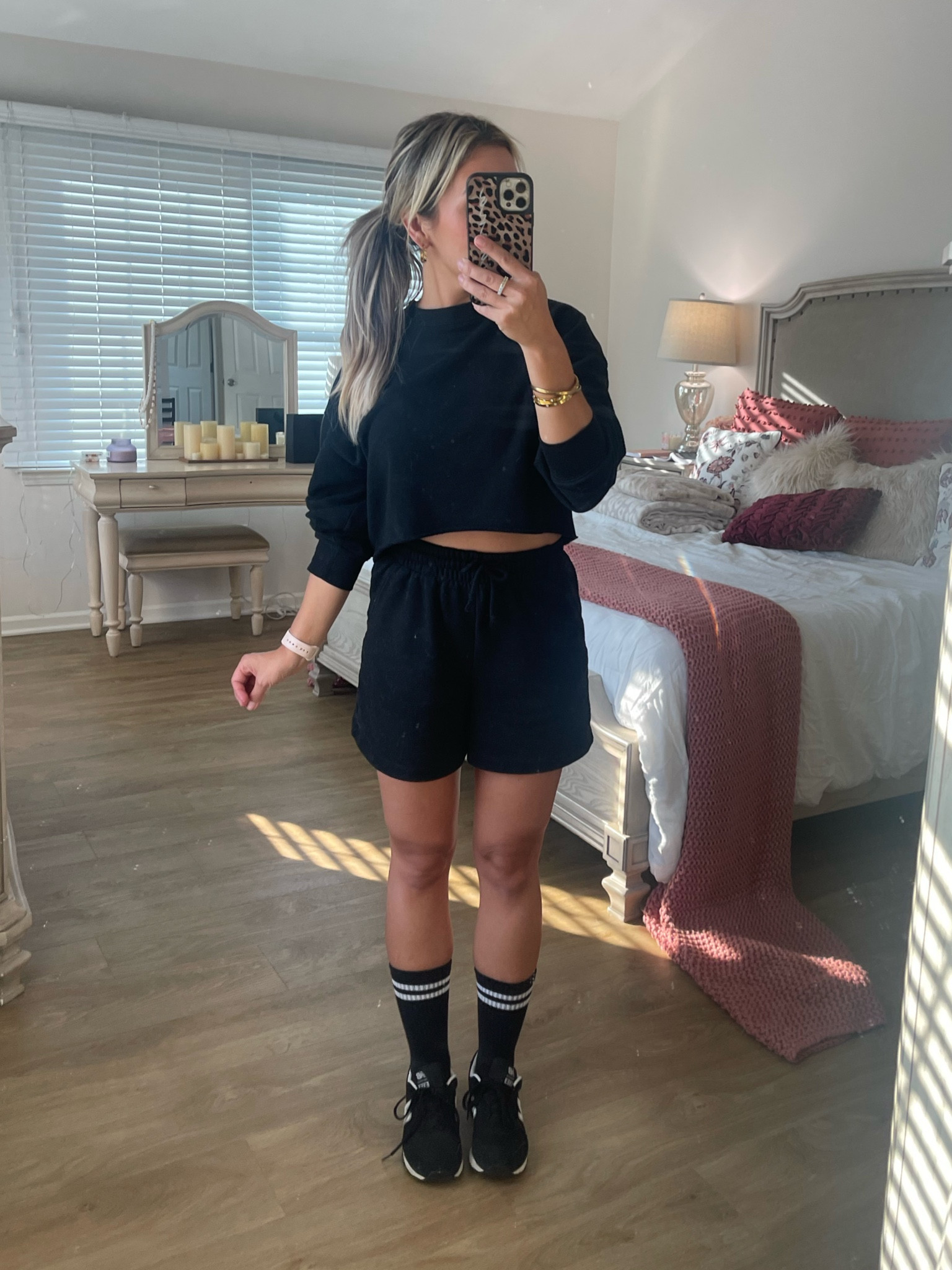 black lounge set 🖤✨ perfect fall outfit for school runs, momming, and running errands 

#LTKActive #LTKFindsUnder50 #LTKOver40