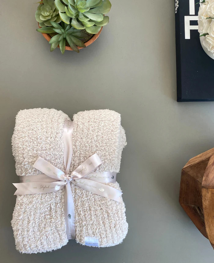 Dream Buttery Blanket- Pre Order- Jan. 31 | The Styled Collection