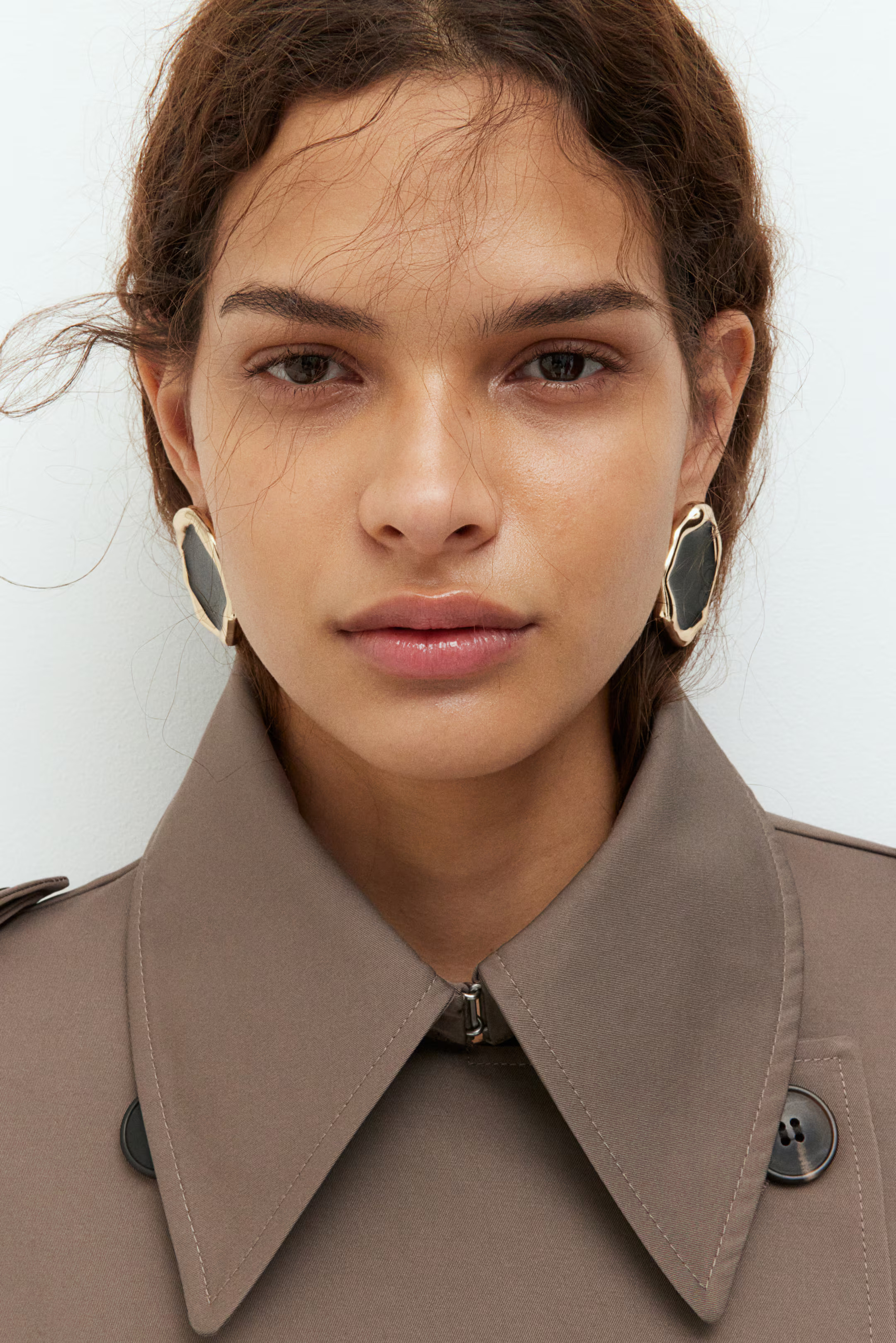 Stud earrings | H&M (UK, MY, IN, SG, PH, TW, HK)