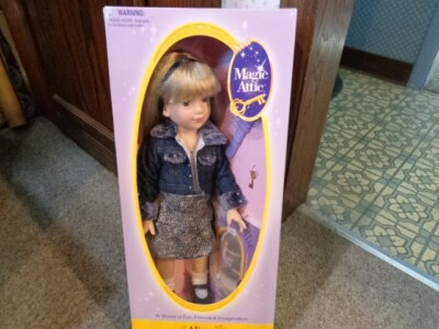 N.I.B. MAGIC ATTIC CLUB DOLL ALISON W/KEY, BRUSH & BOOK  | eBay | eBay US