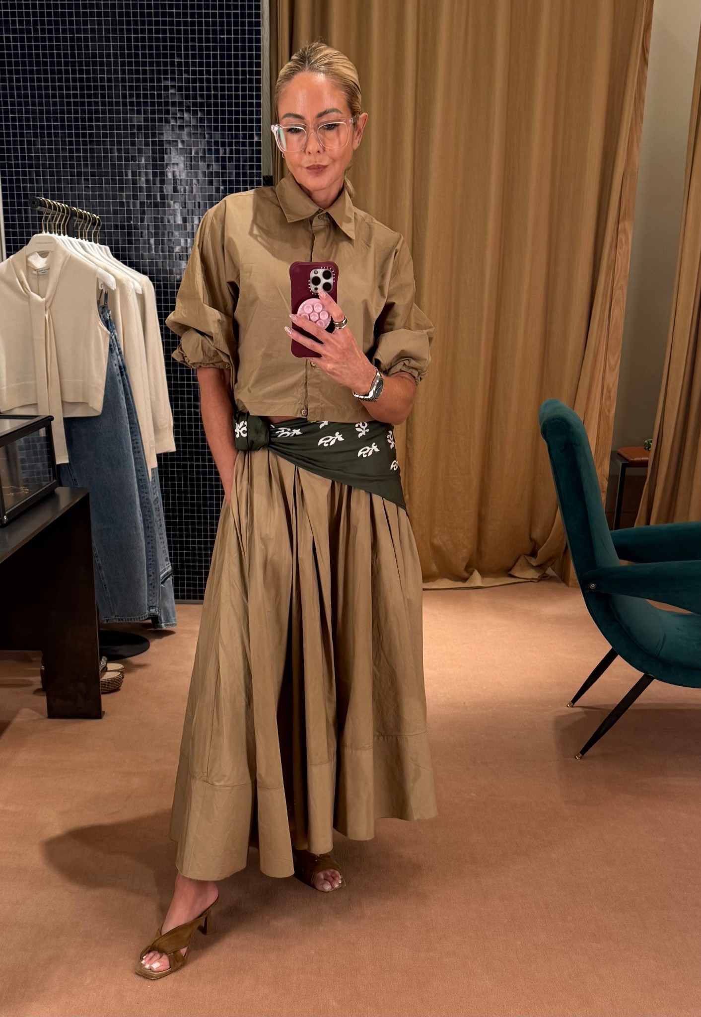 Adding a scarf to a set makes your outfit more interesting 

#LTKstyletip #LTKaustralia #LTKsummer