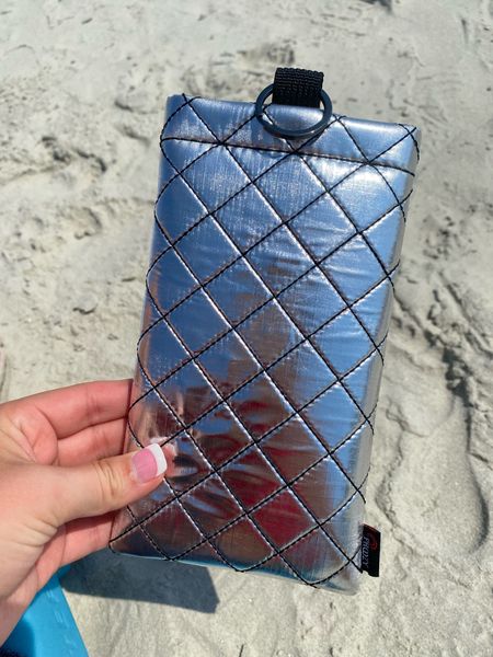 Case that Keeps your phone cool at the beach/pool! P.S. it actually works so it doesn’t overheat your phone!

Phone case, Amazon prime day, Amazon, travel 

#LTKsalealert #LTKtravel #LTKstyletip