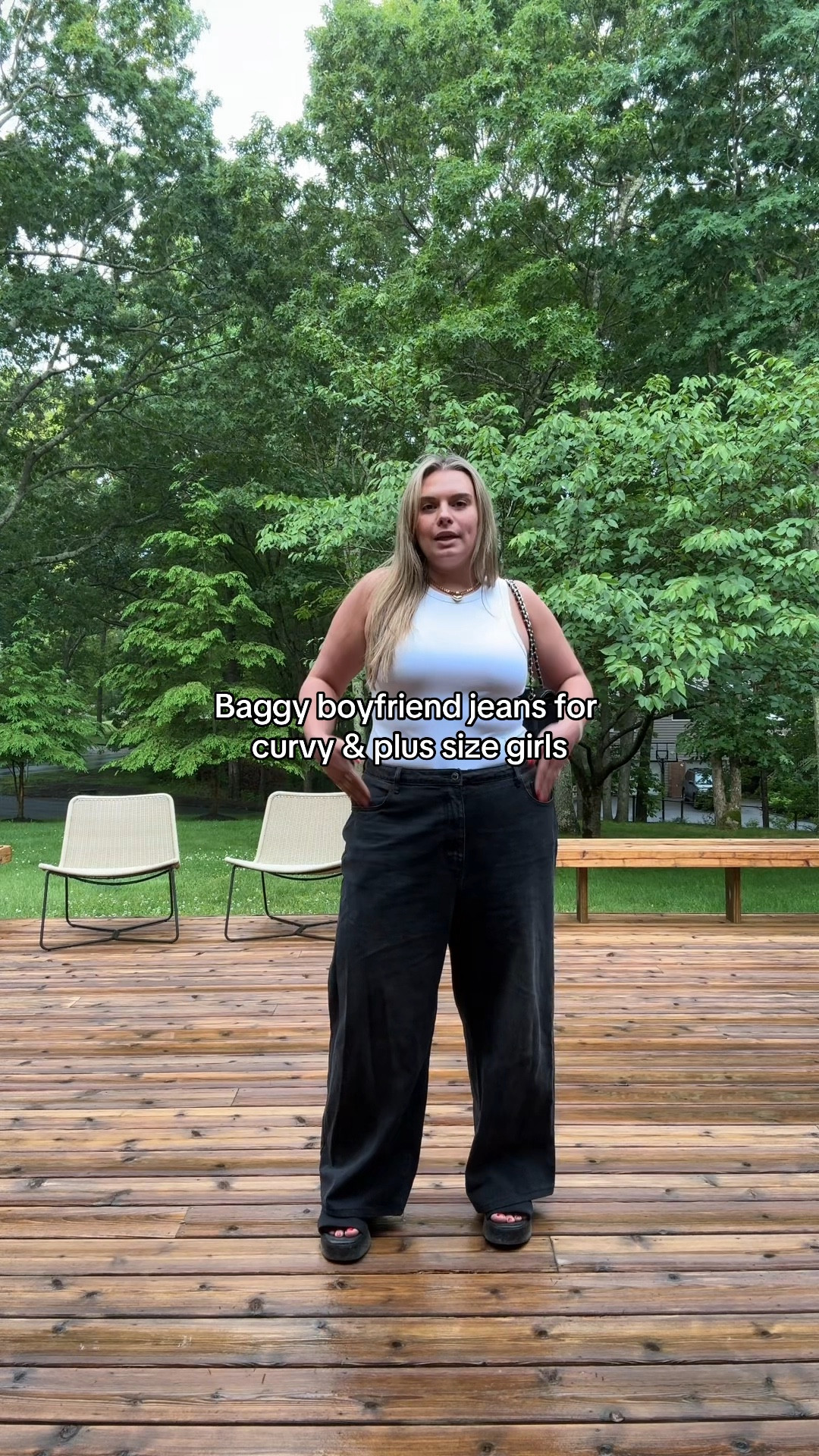 Boyfriend jeans for plus size girls are hard to find!!

If you want low rise, get your actual size. If you want high rise, do one size down💞

#LTKSaleAlert #LTKPlusSize #LTKMidsize