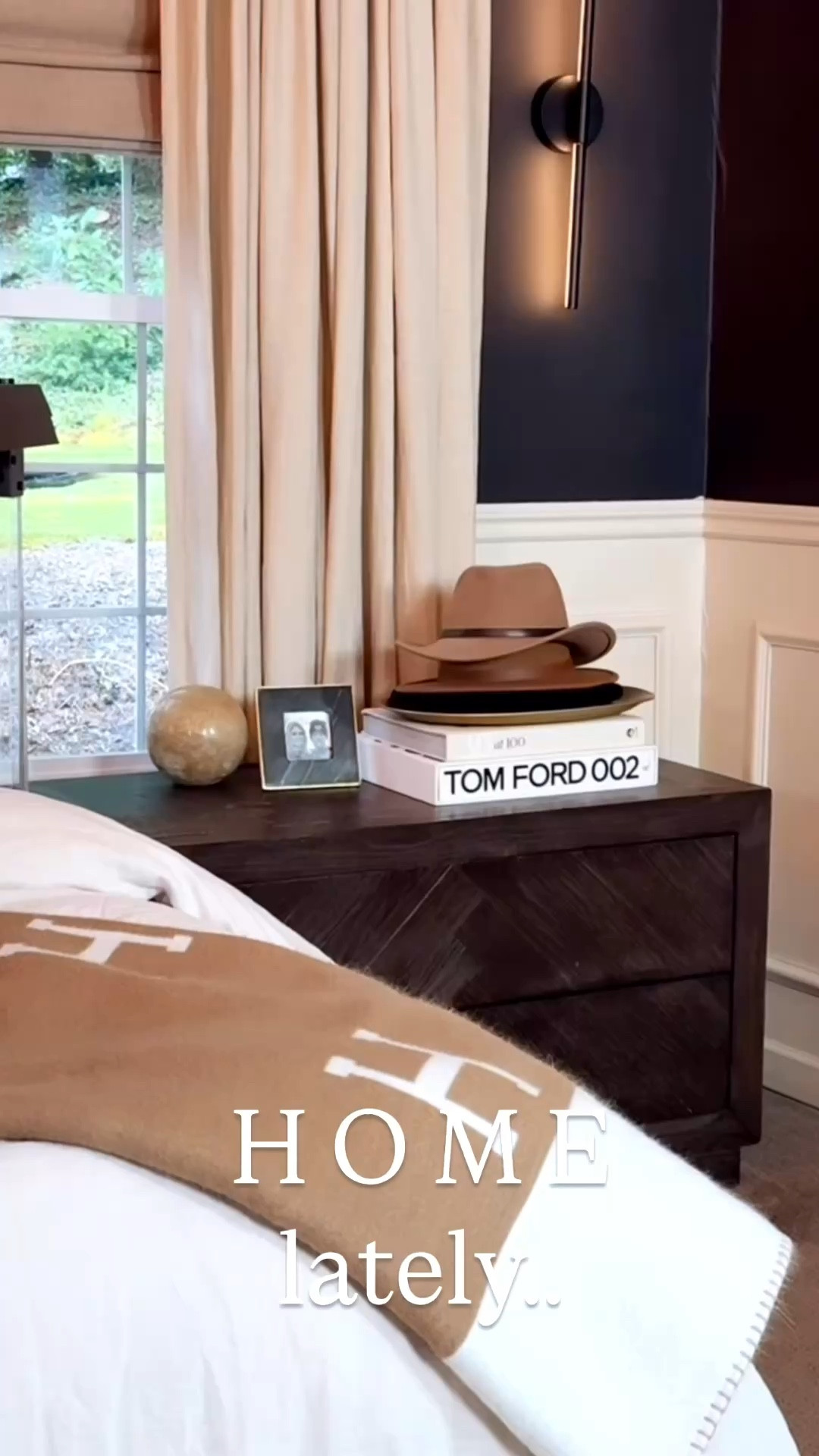 Home lately.
Just a few little corners around the house that have been making me happy lately. Sharing some favorite pieces and everyday styling details from our home.

Shop everything here.
