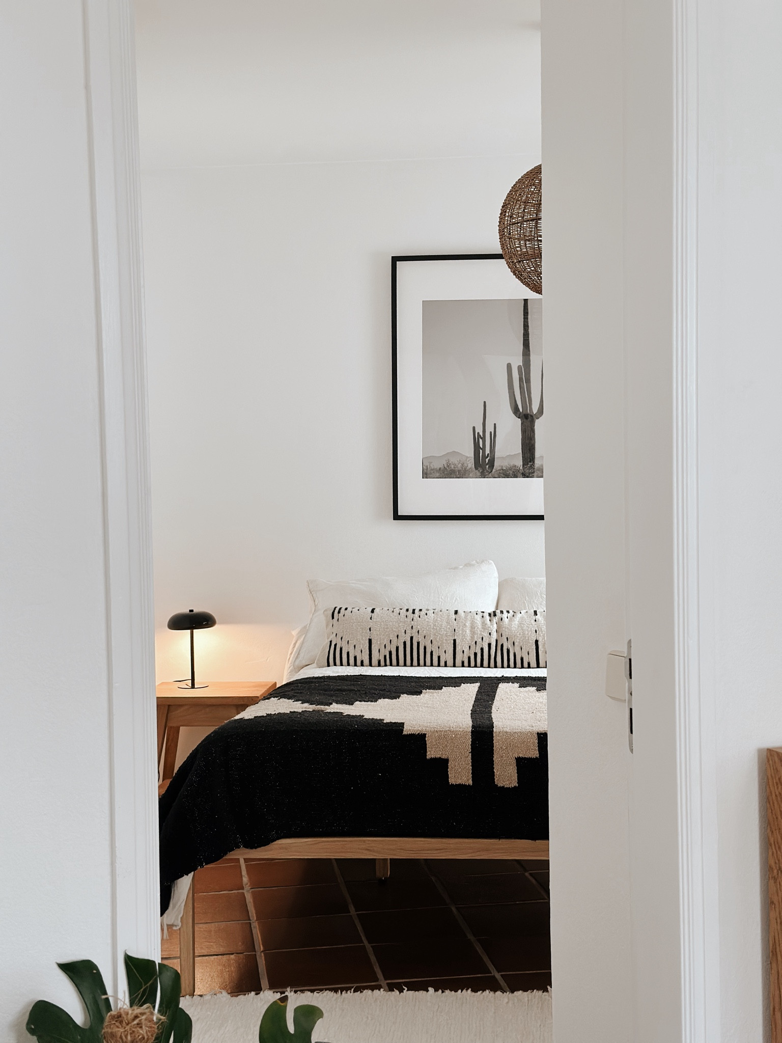 Cozy Fall Bedroom Decor | Casa Palo Verde at Blanco Bungalow Portugal #bedroom #bedroomstyle #bedroomdecor #bedroomideas 

#LTKSeasonal #LTKHome #LTKStyleTip