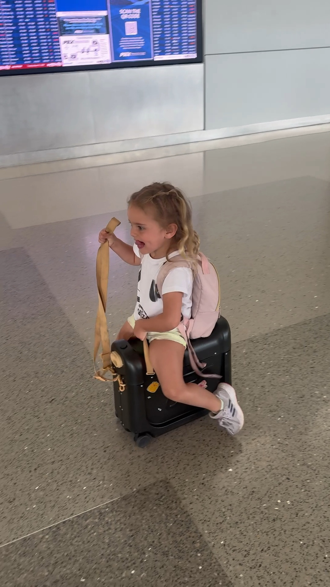 Best toddler travel luggage 

#LTKKids #LTKTravel #LTKSaleAlert