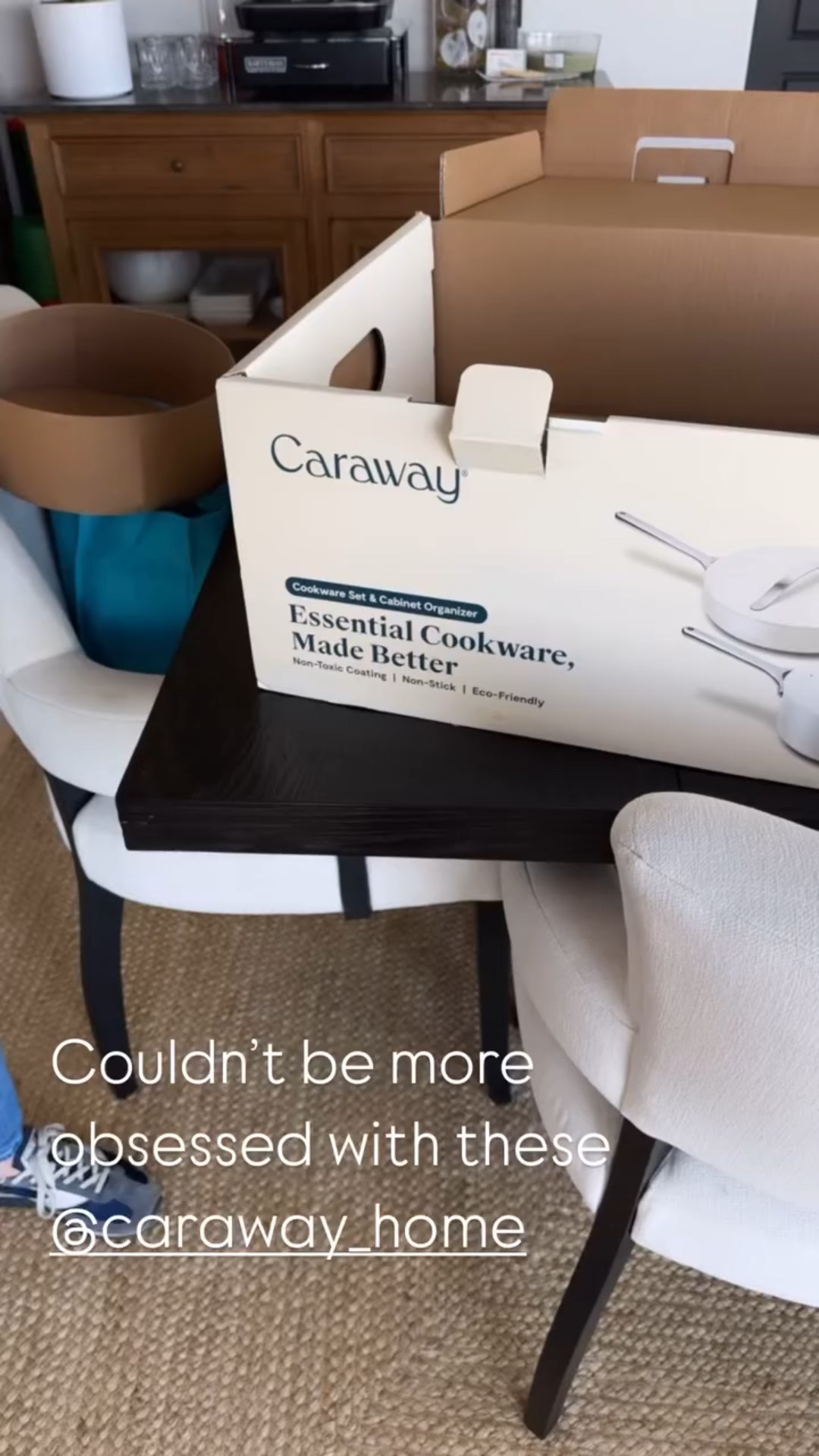 Couldn’t be more excited about my non toxic caraway pans!! 