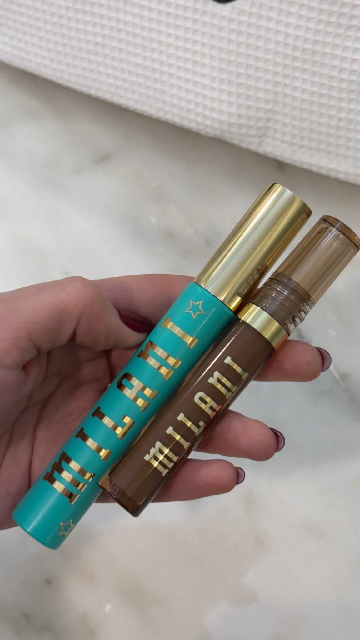 #ad My everyday makeup featuring two of my recent favorite products: the @milanicosmetics Stay Put Tinted Brow Mousse and Highly Rated Lash Extensions Tubing Mascara! You can find both of these products at Target or on target.com #milanicosmetics #grwmilani #target #targetpartner #liketkit @target @shop.ltk 


#LTKFindsUnder50 #LTKStyleTip #LTKBeauty