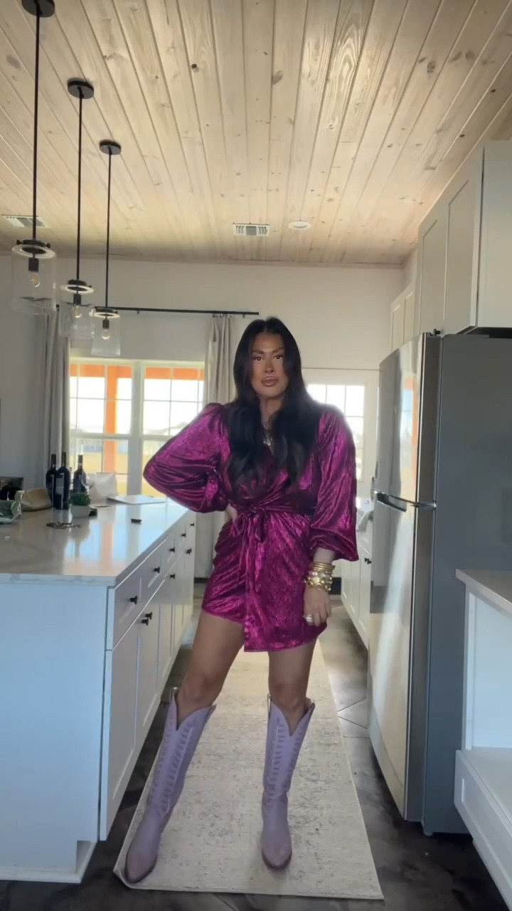 OOTD🎀✨🩷 Use code CYBER24 for 60% off my dress! 

#LTKGiftGuide #LTKCyberWeek #LTKSaleAlert