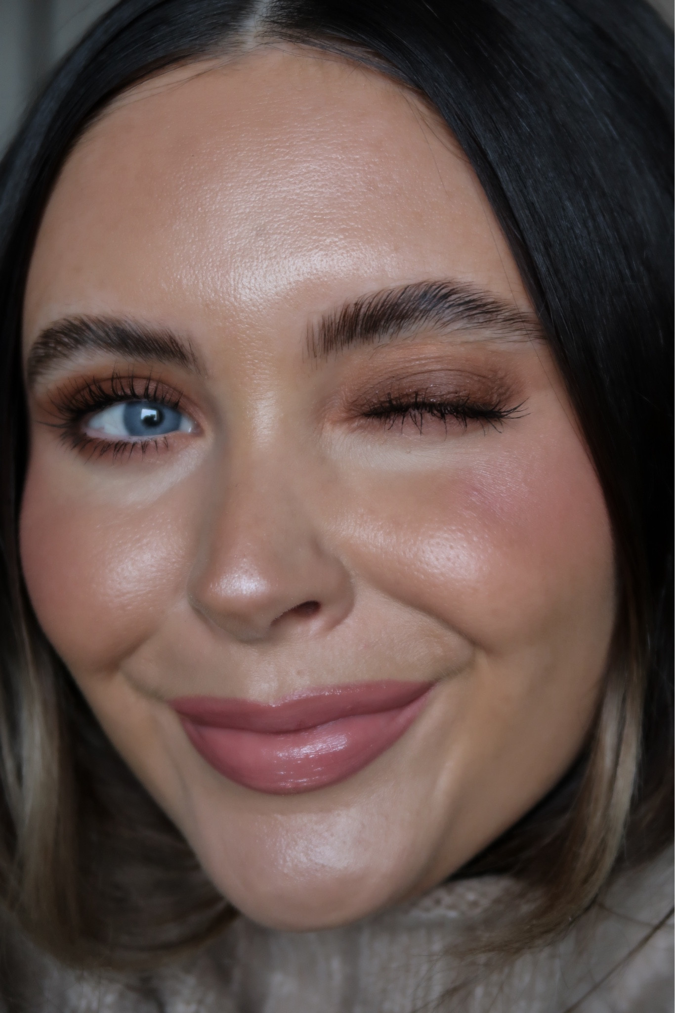 Bobbi brown, Lancome, Look fantastic, makeup look, glowy makeup, cream eyeshadow, eyeshadow stick, black mascara, waterproof mascara, everyday makeup, makeup tutorial, beauty essentials, beauty must haves, beauty favourites 

#LTKeurope #LTKbeauty #LTKSeasonal