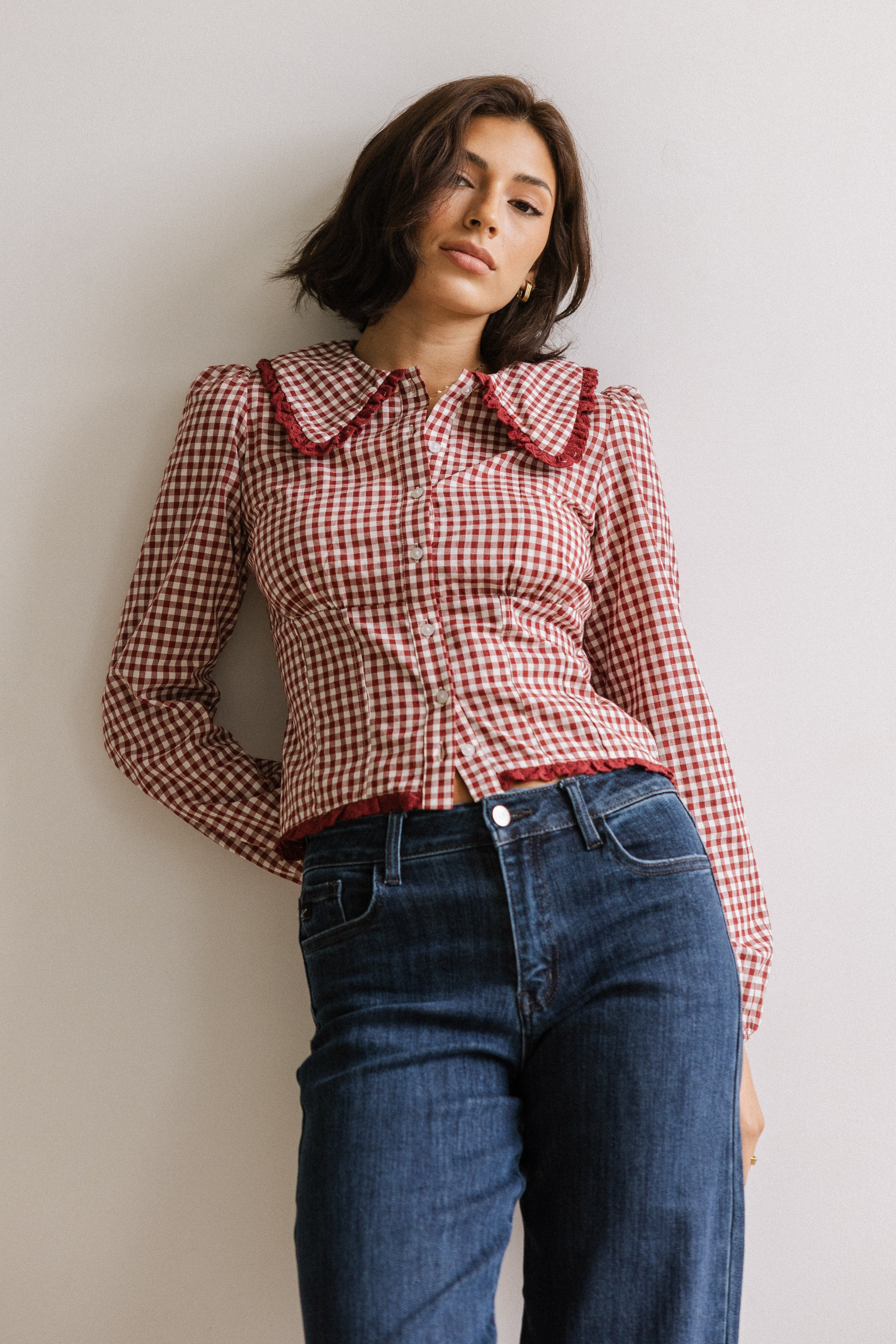 Brenna Gingham Blouse in Burgundy | Böhme US