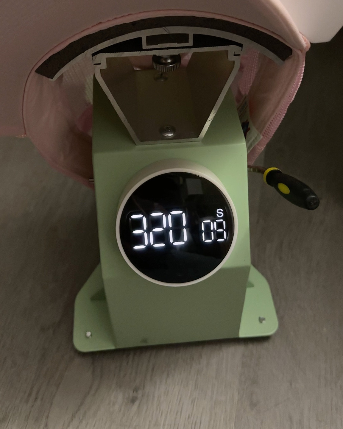 Trucker Hat Bar Essential 
No business can run without this essential piece of equipment. The hat press. I chose this one because it was auto open and close. Less strain on the body after an all day event. 

#truckerhat #customhar #hatbar #hatpress