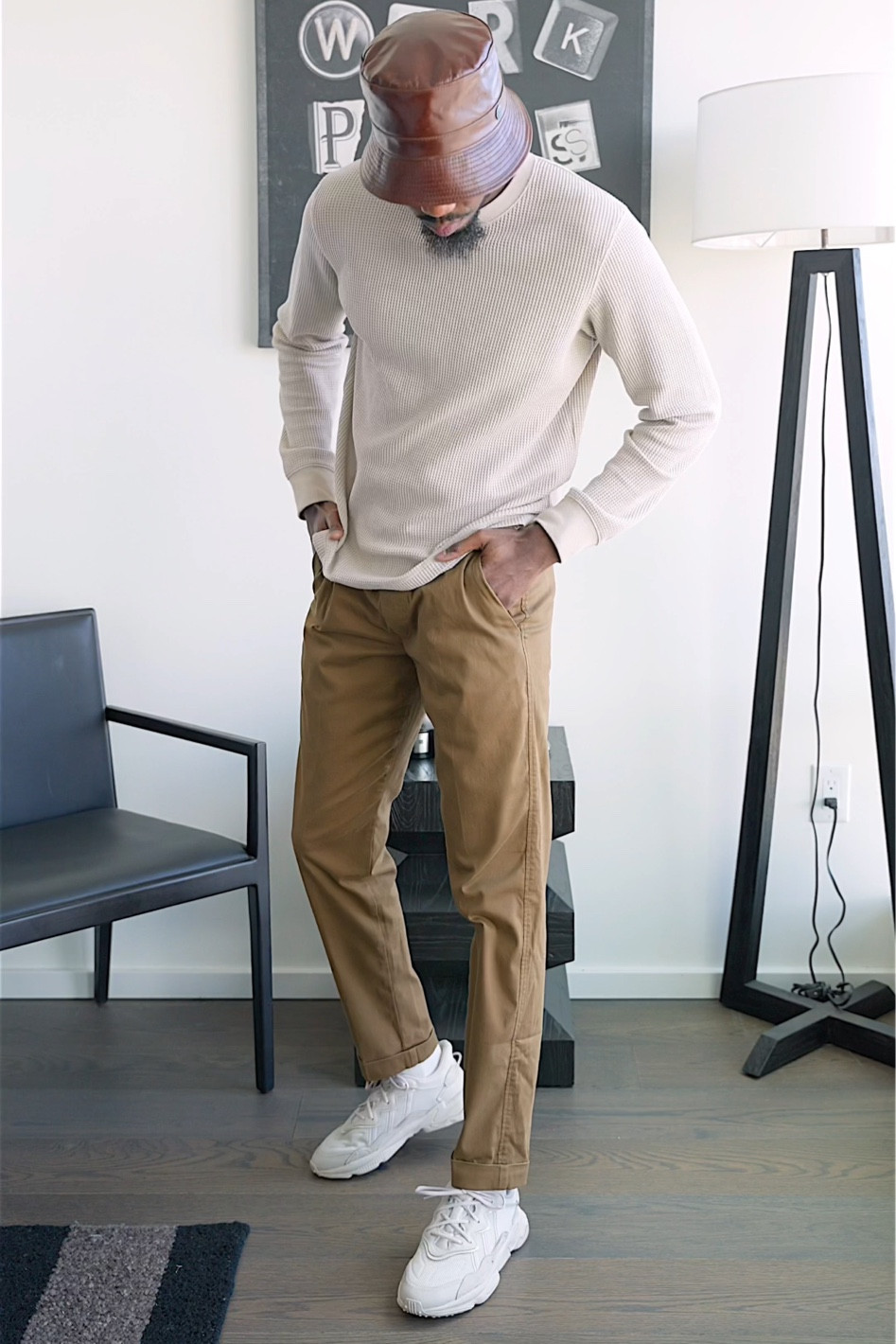 Loose fitting pants are trending heavy this year for spring men’s fashion once again 👌🏾.

#LTKmens