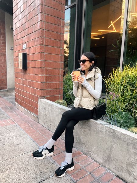 Casual outfit for a Saturday morning breakfast 
Puffer vest wearing size 4 
Sneakers run Tts 
Code SHANNON for 20% off (new customers) on the socks 