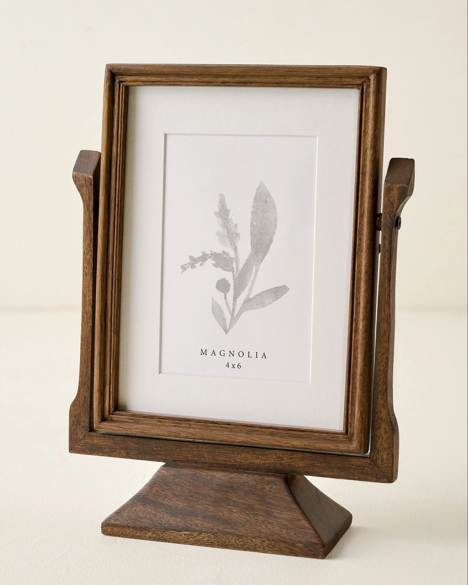 Antique Inspired Swivel Photo Frames | Magnolia