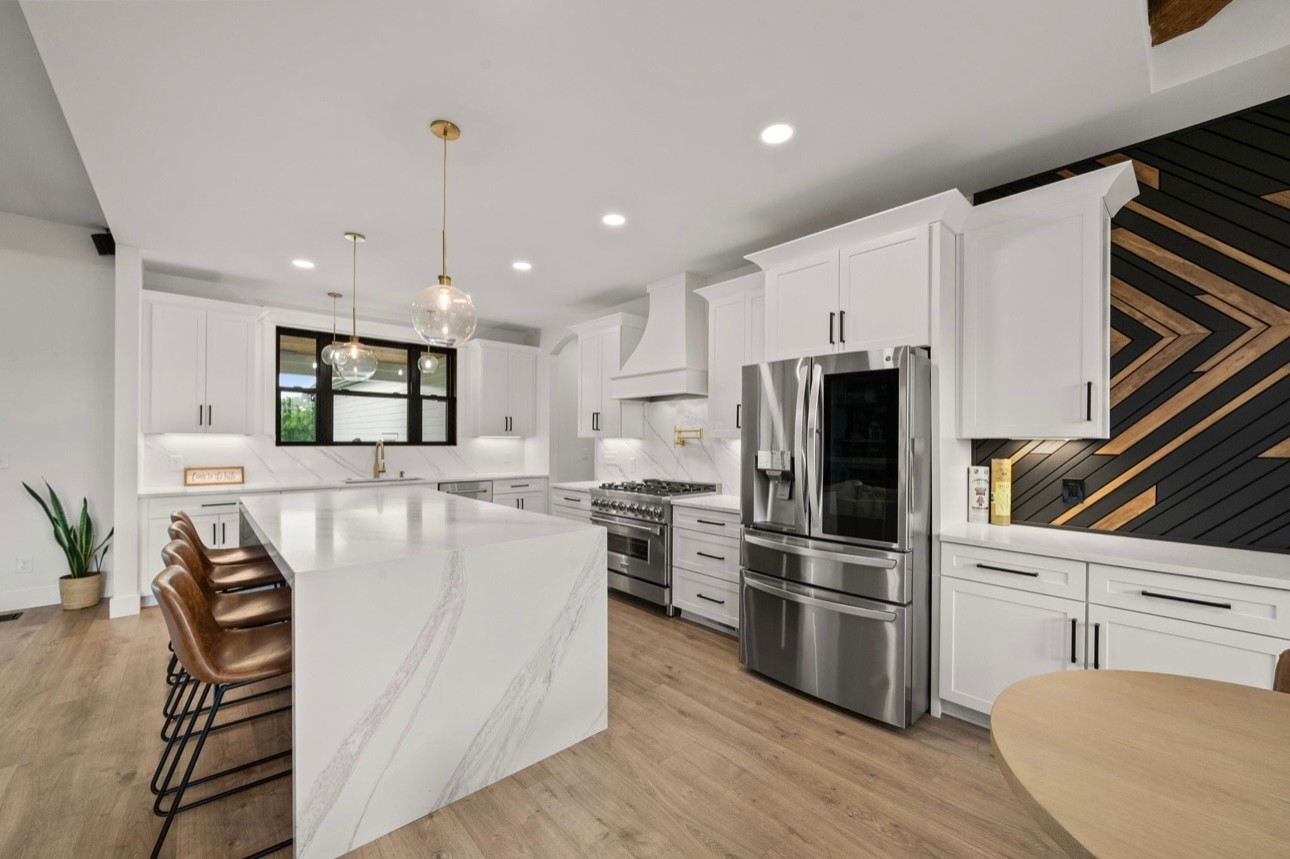 White dreamy kitchen ☁️

#LTKFamily #LTKStyleTip #LTKHome