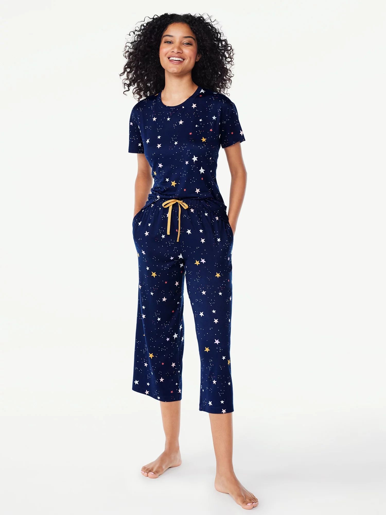 Joyspun Women's Short Sleeve T-Shirt and Cropped Pants Pajama Set, Sizes S-3X | Walmart (US)