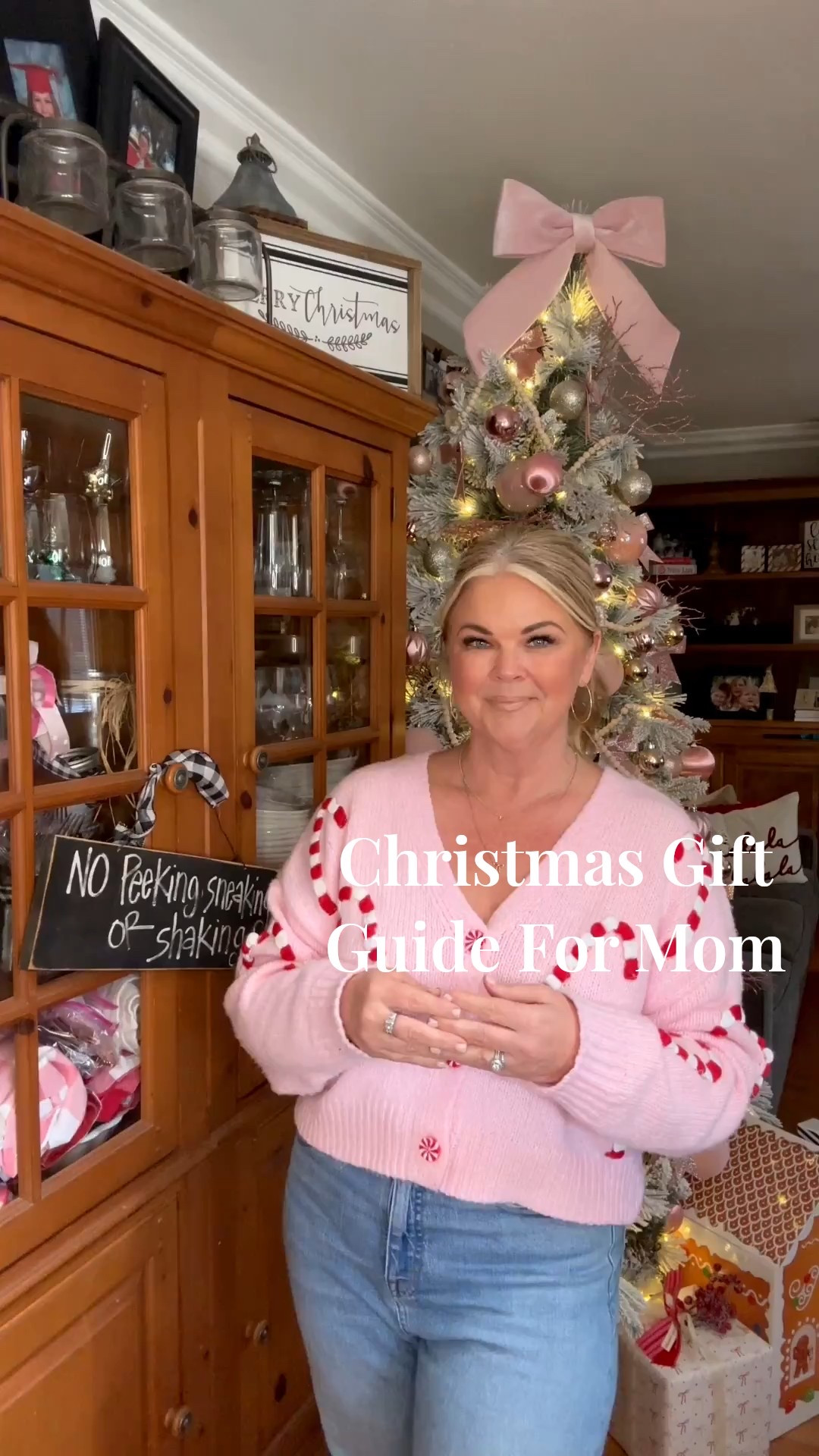 Christmas Gift Guide For Mom! Follow along for Christmas gift ideas for everyone on your Holiday shopping list!🎄🎀


#LTKGiftGuide #LTKHoliday #LTKOver40