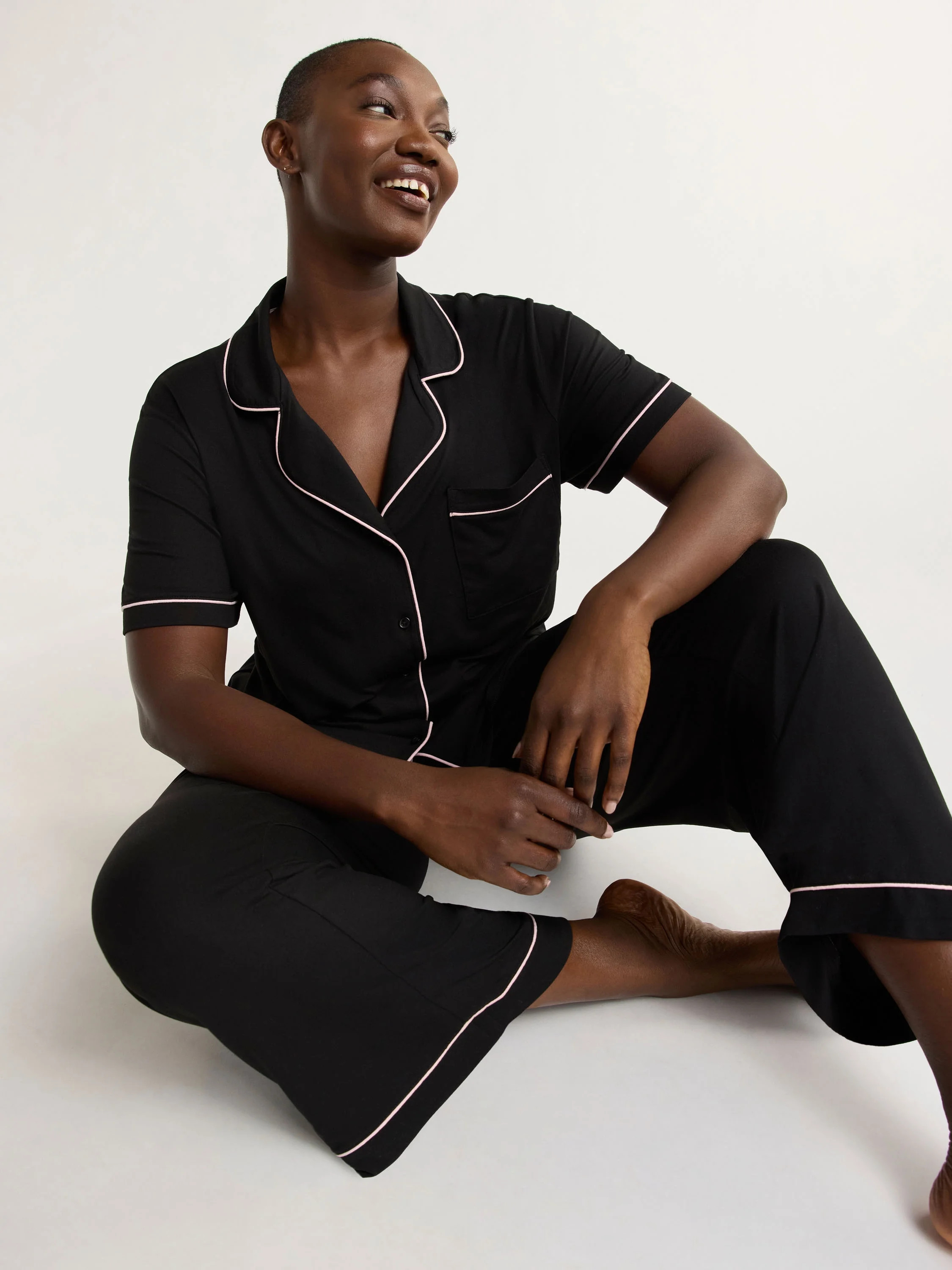 Joyspun Women's Short Sleeve Notch Collar Knit Top & Capri Pajama Set, 2-Piece, Sizes XS-3X | Walmart (US)