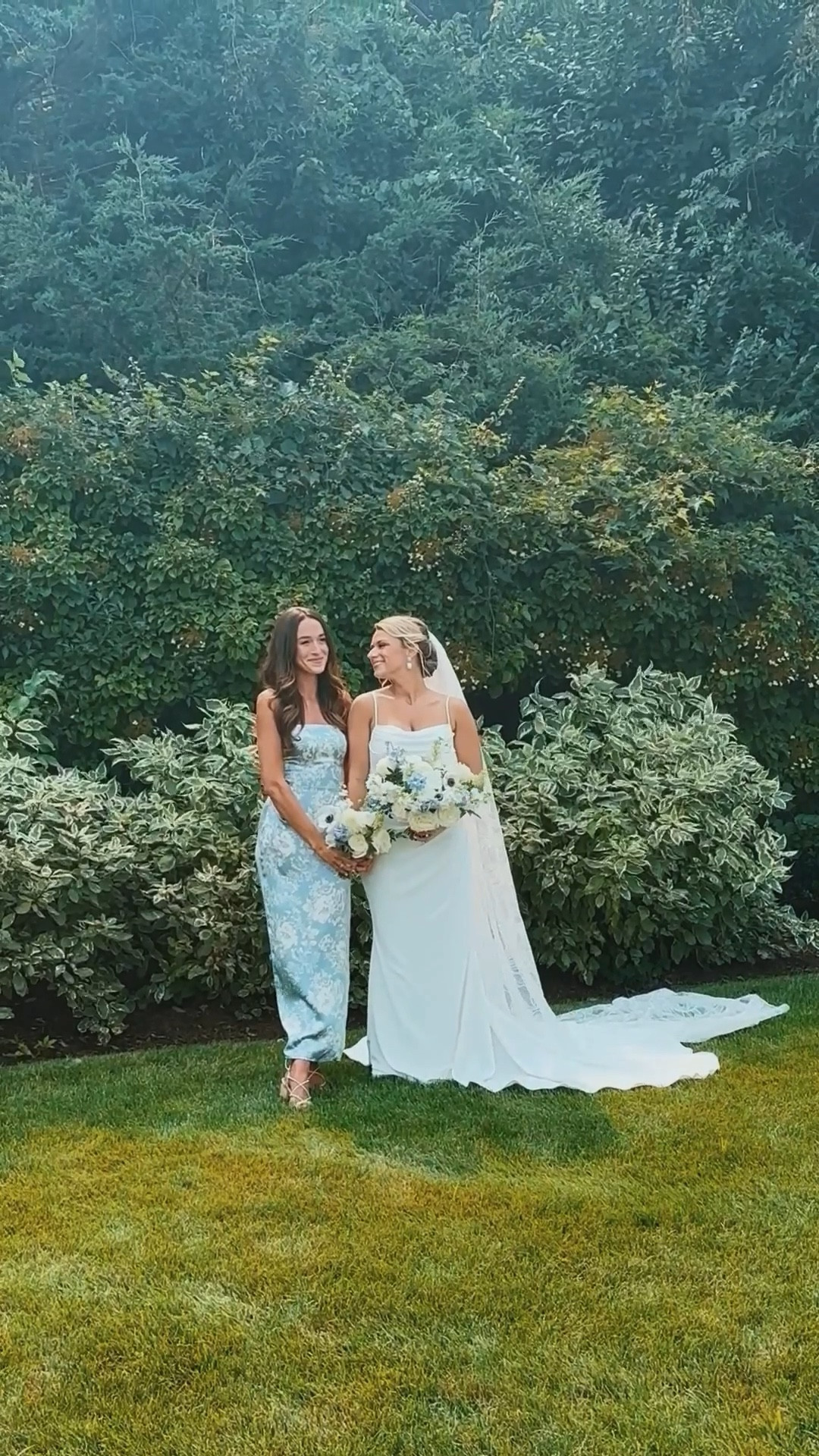 my favorite bridesmaids dress 🤍🩵✨

#LTKParties #LTKWedding #LTKShoeCrush