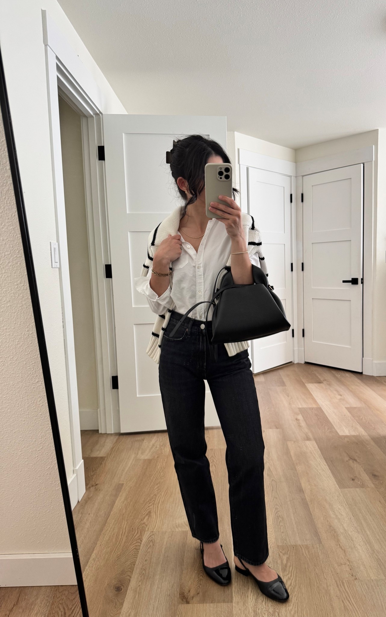 True to size, so flattering! Lighter stiff denim I’m 5ft 1” in the 26” inseam in size 24! 

#LTKmomlife #LTKootd #LTKPetite