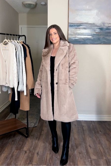 Oversized faux fur coat
Winter coat 
Wearing size Small - should have done an XS

#LTKfindsunder100 #LTKHoliday #LTKSeasonal