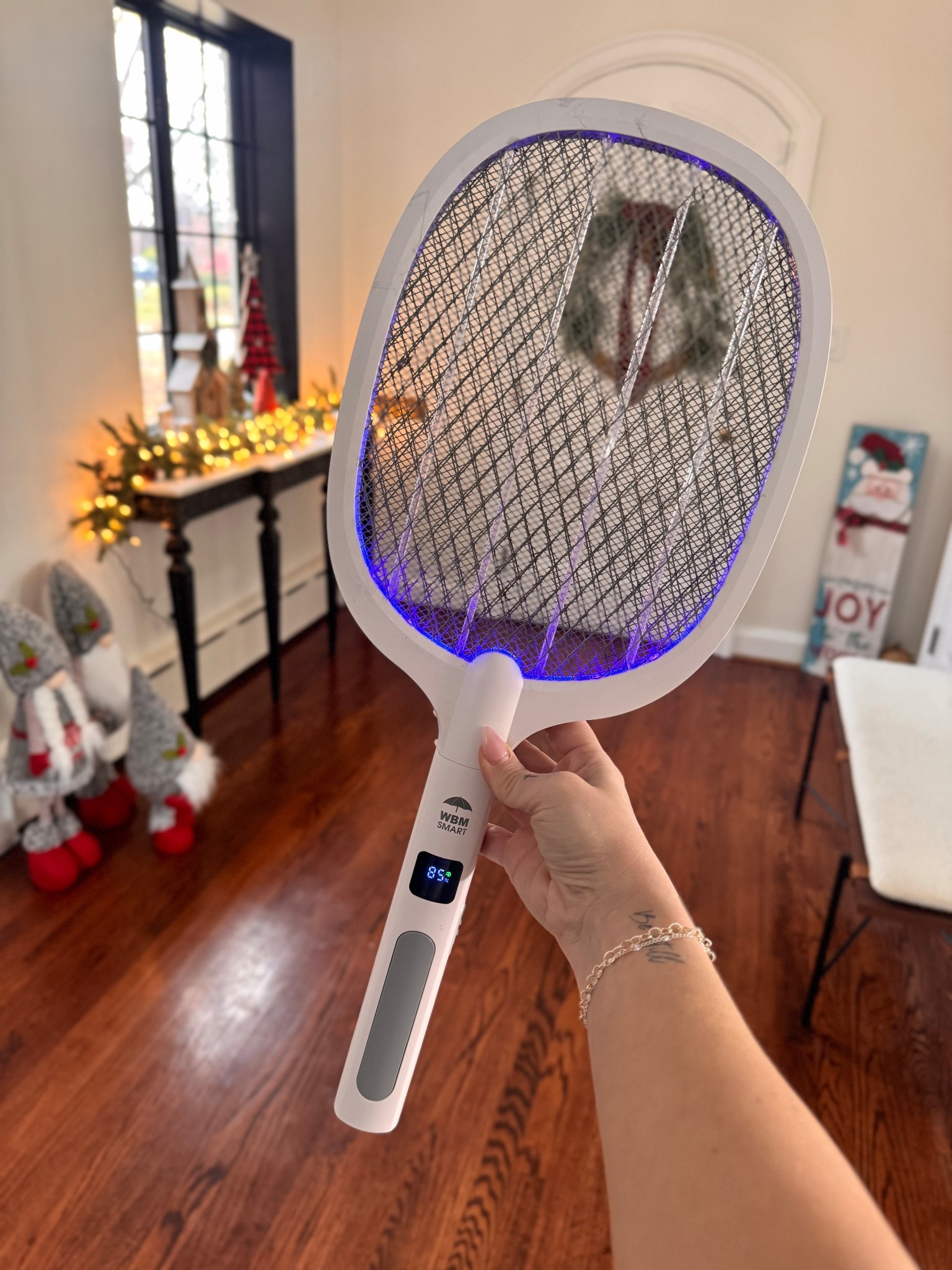 The ultimate bug killer 😅 seriously tho- everyone needs this 