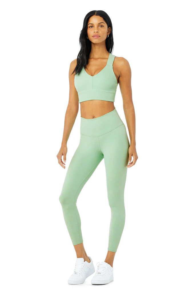 7/8 High-Waist Airbrush Legging & Emulate Bra Set | Alo Yoga (US)