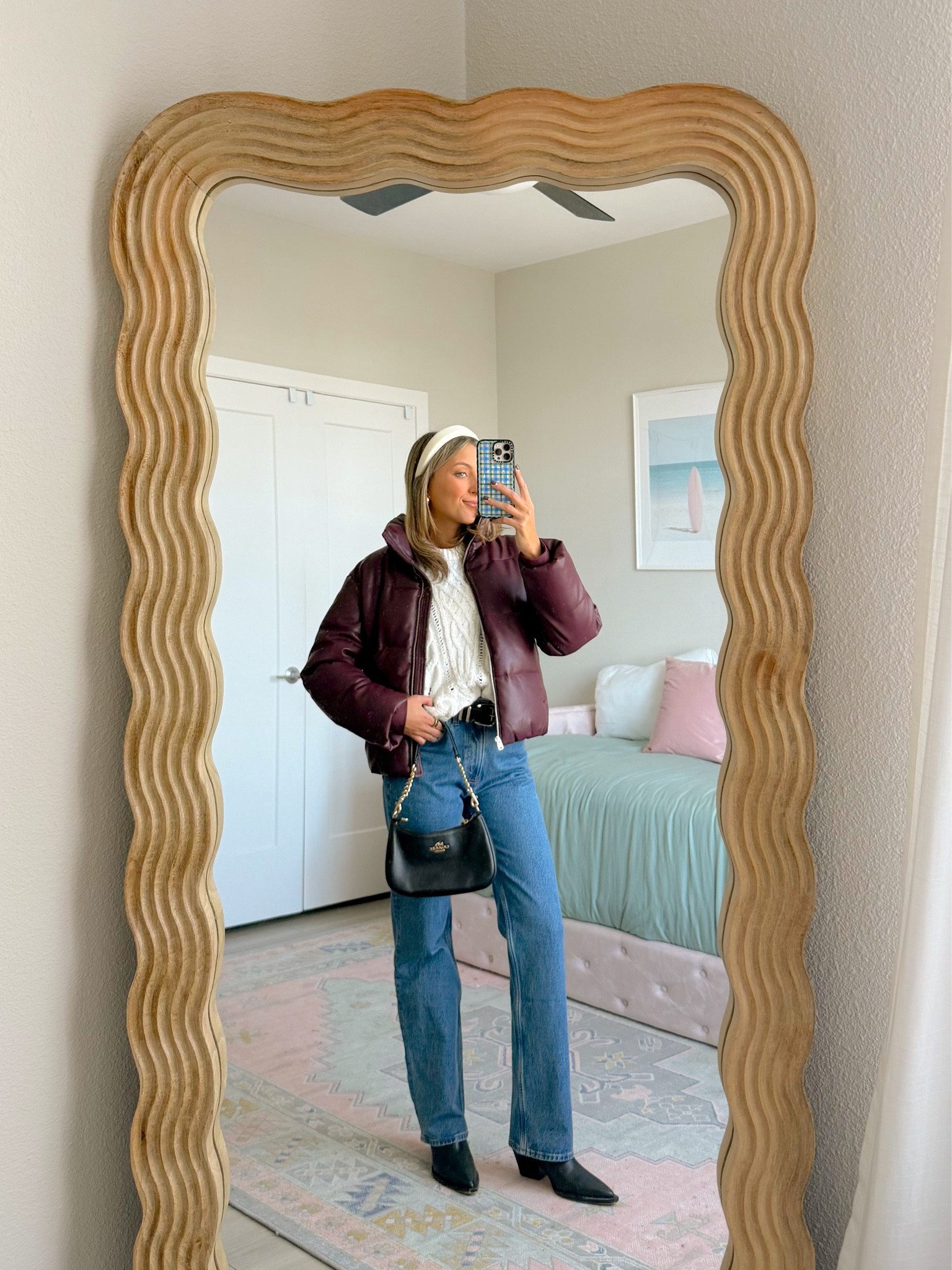 Abercrombie cyber week sale is here! 25-50% off everything + stack code AFMCKENZIE for an extra 15% off. 🎁wearing a small in this sweater and a small in the jacket 