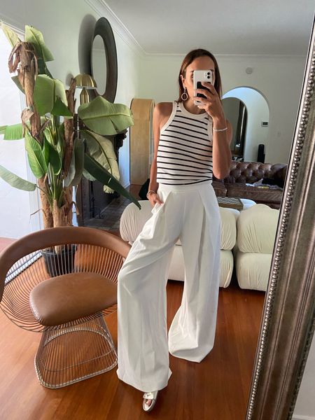 Love!! Size 6 in both. I sized up in the pants 
Also linked $32 trousers 
Summer outfit 