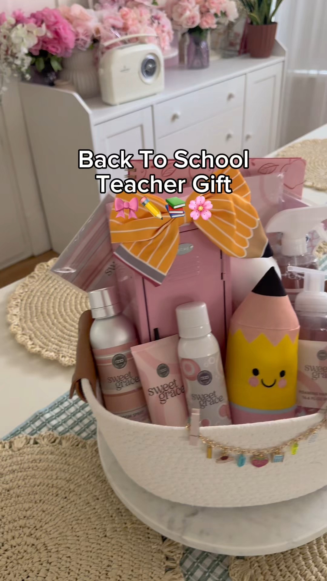  Back-to-school means it’s time to thank the real MVPs ✏️📚💌🎀 Treating our favorite teacher to a little something that smells amazing and cleans like a dream—because Sweet Grace isn’t just a pretty scent, it’s the ultimate classroom sidekick. Thoughtful, useful, and guaranteed to make their day a little brighter. 

✨ Use code SWEETSTART15 for 15% off products in the Back to School Essentials Collection

[Bridgewater Candle Company Partner]

#LTKHome #LTKSeasonal #LTKSaleAlert