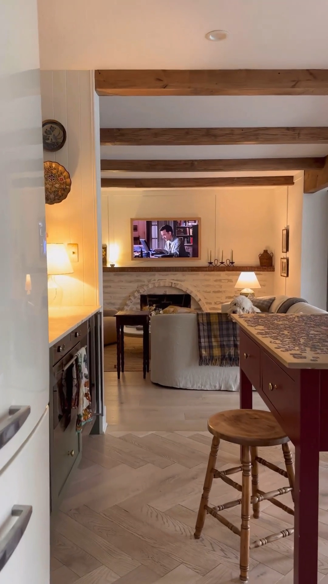 Slow and cozy morning in the kitchen.
-
Kitchen decor. Fall vibes. Fall decor. Living room decor. Smeg.  

#LTKhome #LTKstyletip #LTKSeasonal