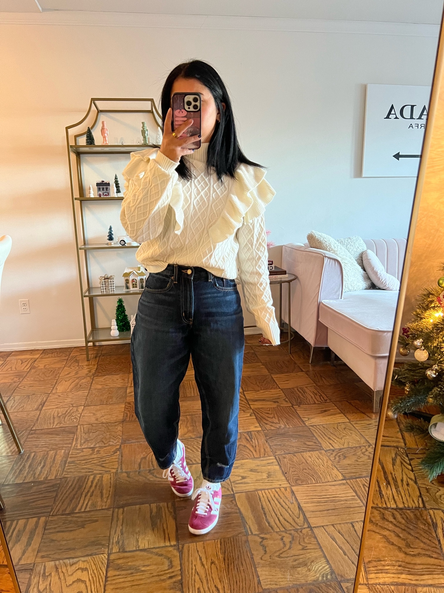 My jeans are avail in new washes, on sale for under $20+ an extra 40% off today! 

fall outfits, fall fashion trends 

#LTKHolidaySale #LTKfindsunder50 #LTKCyberWeek