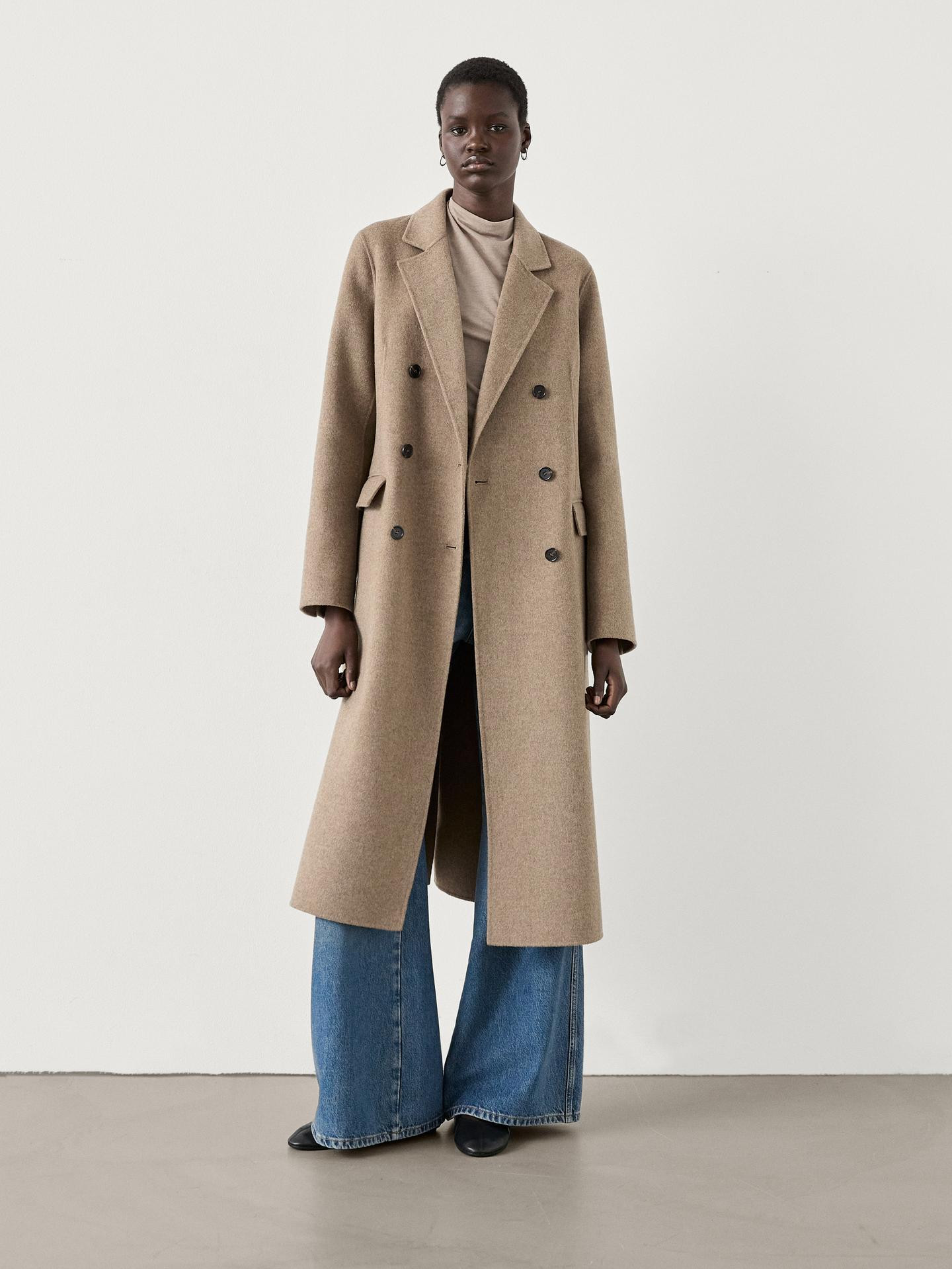 Langer zweireihiger Mantel aus Wollmischung | Massimo Dutti DE